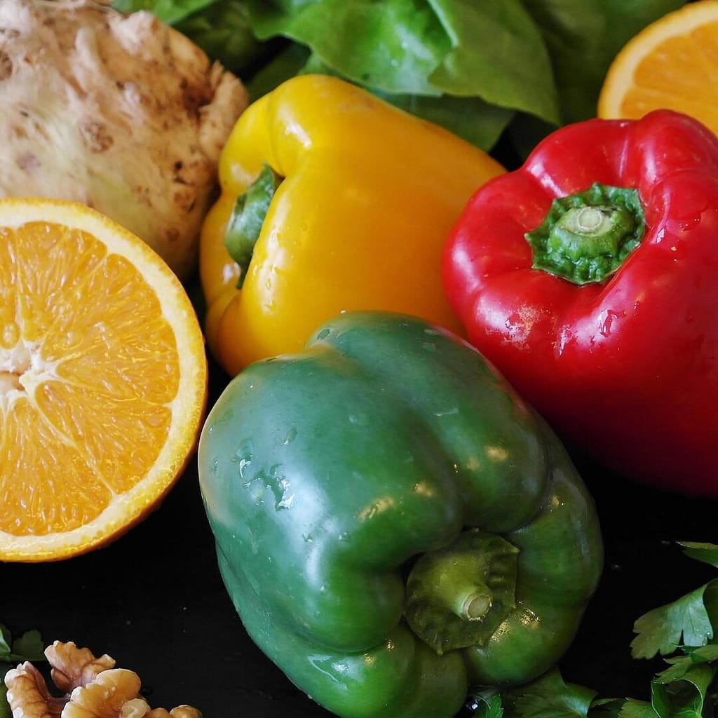 fabbisogno giornaliero vitamine