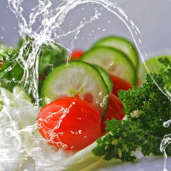 10 alimenti diuretici e drenanti consigliati contro la ritenzione idrica